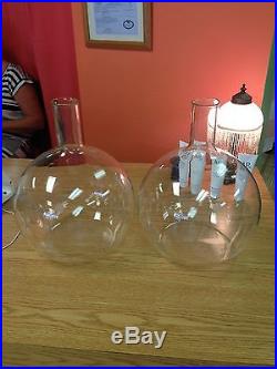 2 Vintage Pyrex lab glass (Rare)