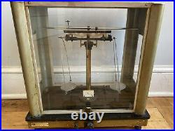 Antique Sliding Glass Chicago Apparatus Apothecary Medical Balance & Scales