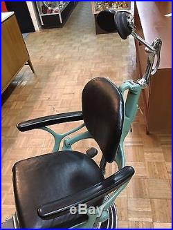 C1930's Vintage Green Ritter Hydraulic / Adjustable Dentist Chair Near Mint