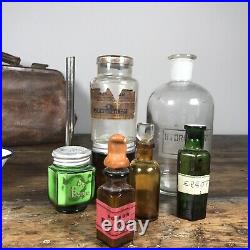 Medical Antique Apothecary Bottles Equipment Vintage Leather Doctors Bag