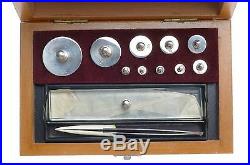 VINTAGE CALIBRATION SET SCALE WEIGHTS BEAUTIFUL BOX EXCELLENT ASE 1-100 Gr KIT