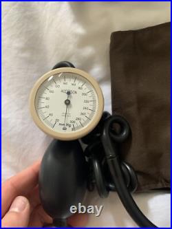 Vintage Accoson Blood Pressure Testing Equipment. Boxed