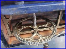 Vintage Antique Medical Equipment Magneto-Electric Machine For Nervous Disease