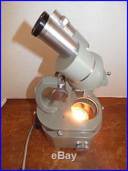 Vintage Elgeet Greenough-Style Stereo Microscope withMatching Olympus Lighted Base