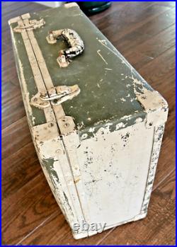 Vintage WWII Army O. C. D. Physicians Surgeon Battle Field Equipment Case A